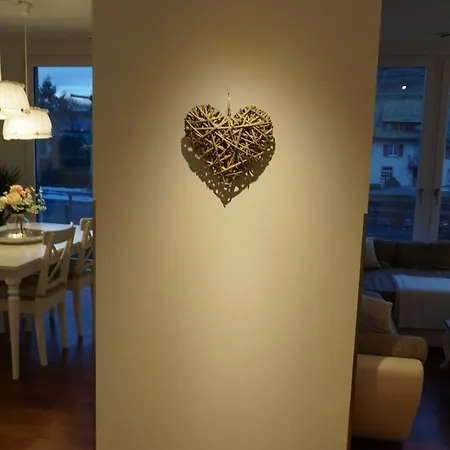 Appartement Penthouse Burgblick Mit Dachterrasse à Staufen-en-Brisgau Extérieur photo